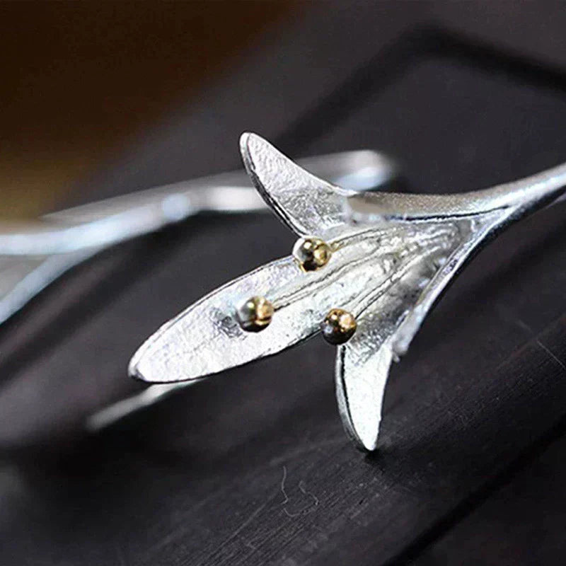 Pendientes con flores de plata