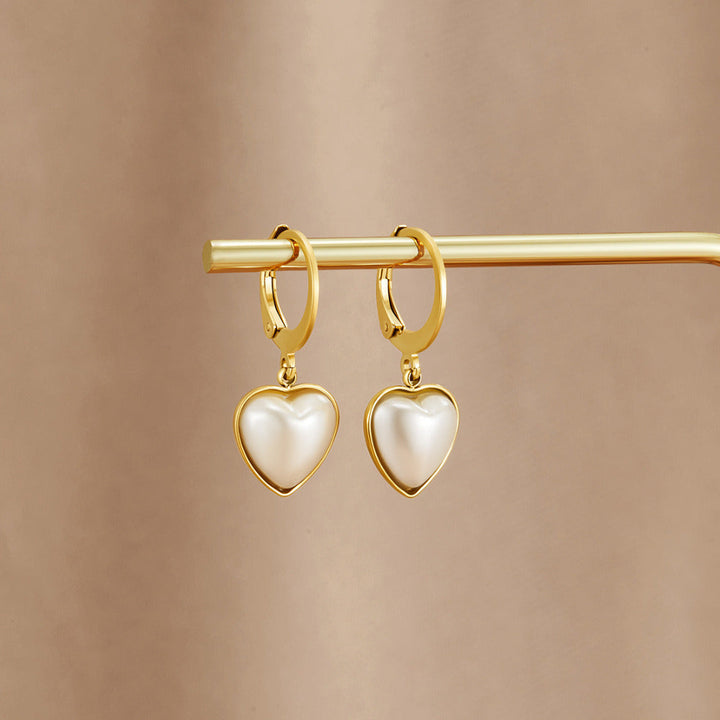 Creole heart with pearl