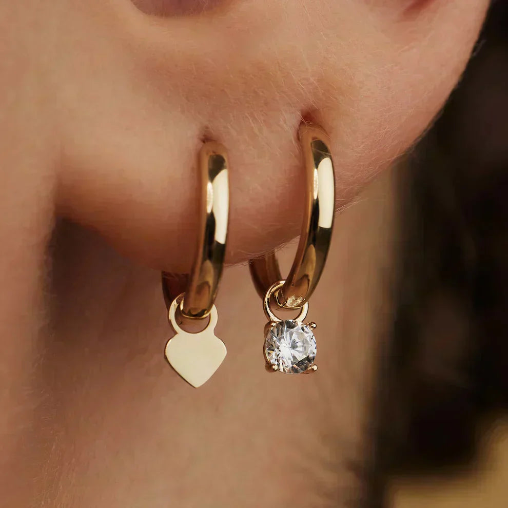 Pendientes de aro con piedra lunar