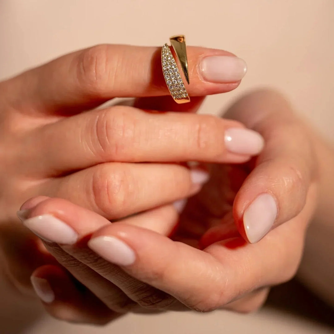Éloïse – A Ring with Timeless Sparkle