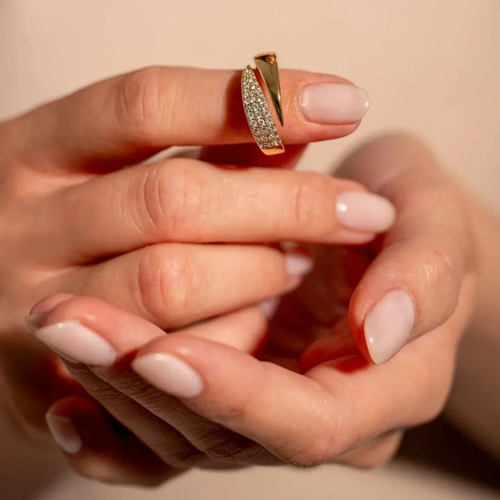 Éloïse – A Ring with Timeless Sparkle