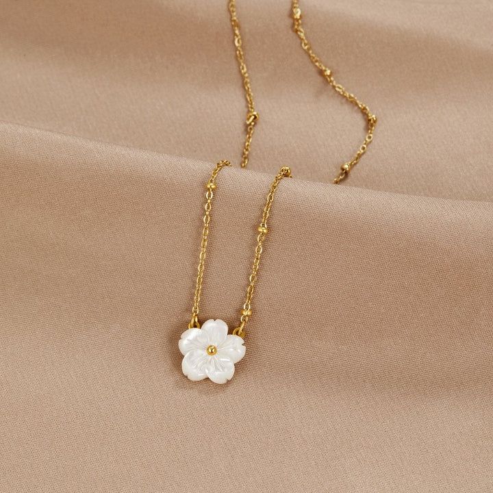 Magnificent Flowers Necklace